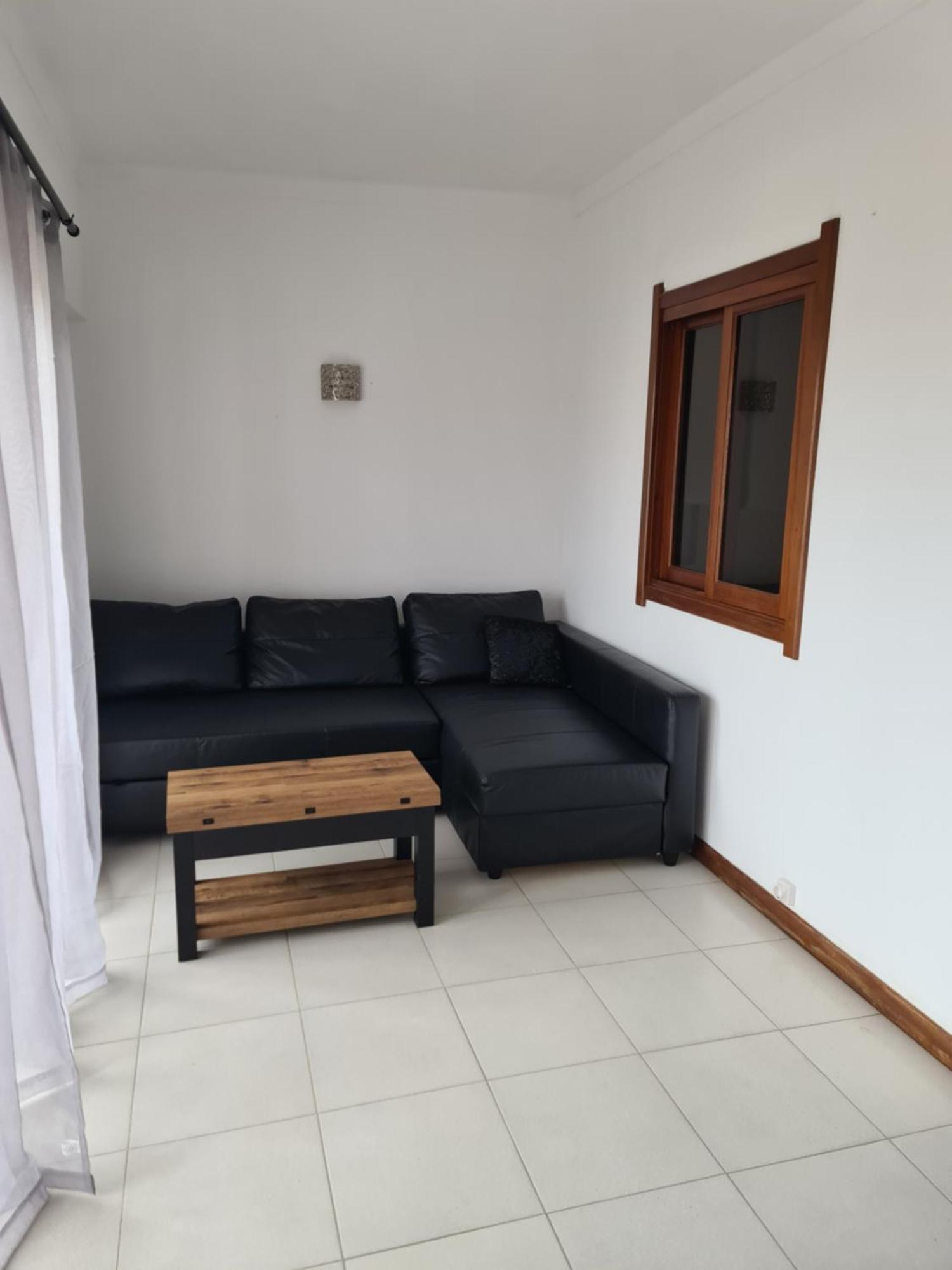 1 Bedroomed - Ocean View - Oura - Apartment